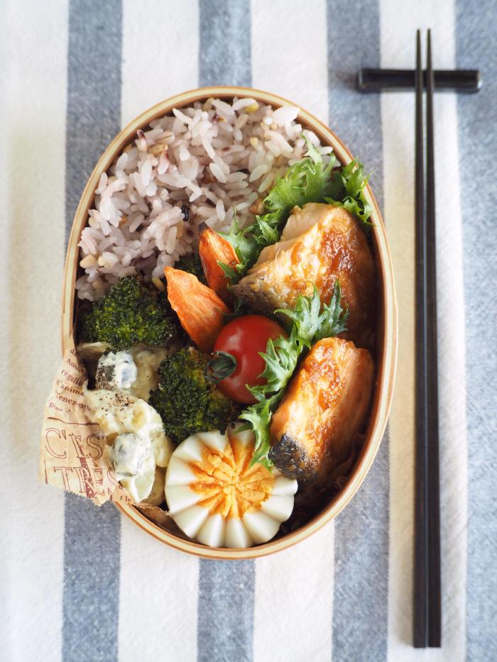 meirami_salmonshogayaki_main2