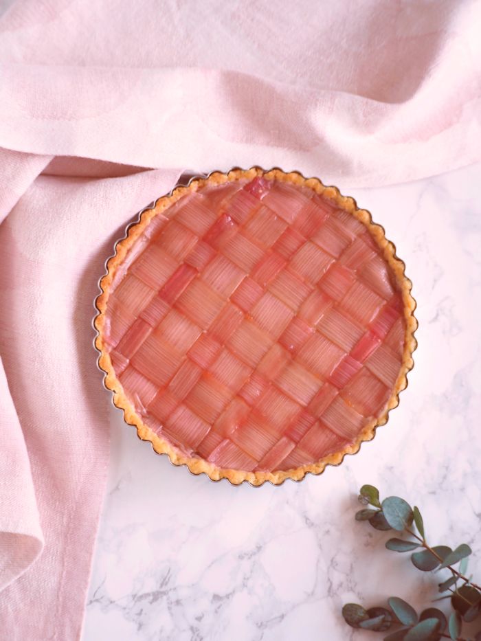 meirami_raparperitorttu_main1