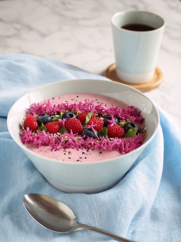 meirami_marjasmoothiebowl_main1