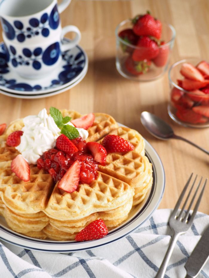 meirami_vohvelitmansikkakompotti_main2